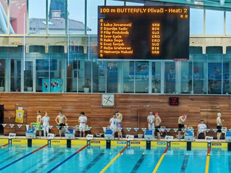 Četveroboj reprezentanc v plavanju (3)